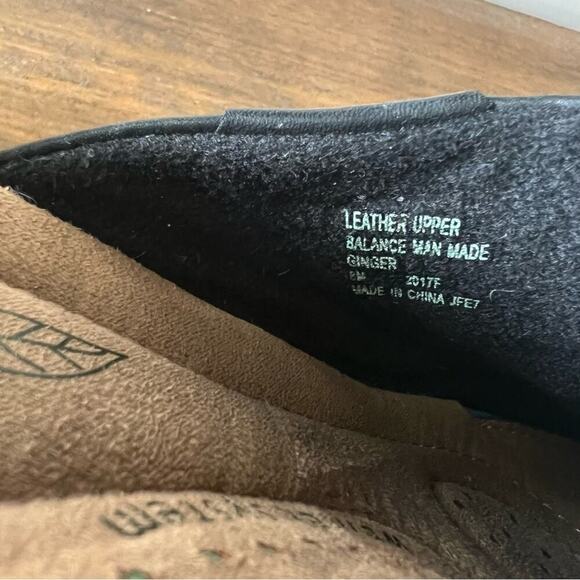 Earth Origins Woman’s Ginger Black Leather Comfort Clogs- Size 8M - Picture 5 of 8